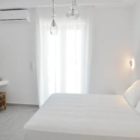 Naxian Album Kleio With Private Pool, Villa